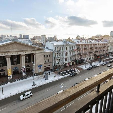 911 Apartments Antonovichа Kiev Dış mekan fotoğraf