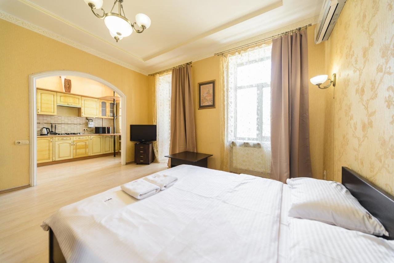 911 Apartments Antonovichа Kiev Dış mekan fotoğraf