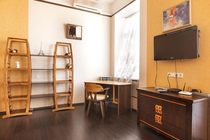 911 Apartments Antonovichа Kiev Dış mekan fotoğraf
