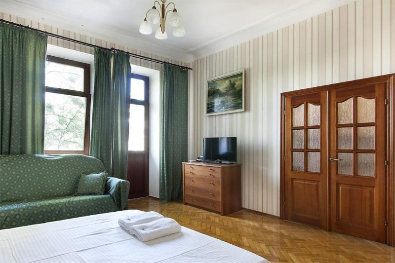 911 Apartments Antonovichа Kiev Dış mekan fotoğraf