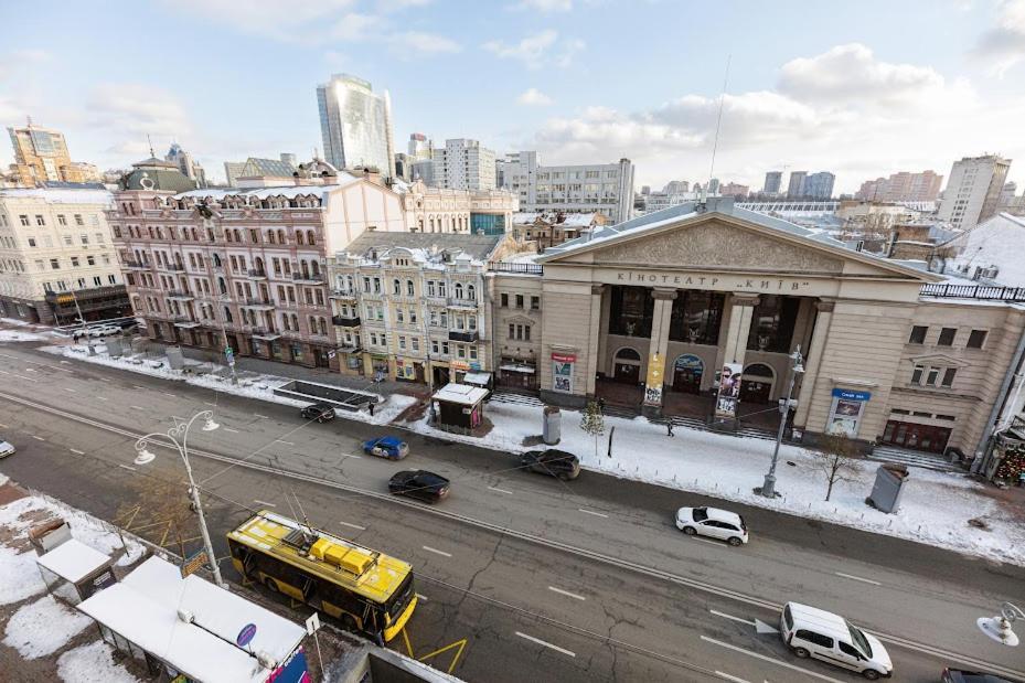 911 Apartments Antonovichа Kiev Dış mekan fotoğraf