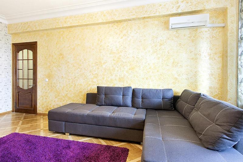 911 Apartments Antonovichа Kiev Dış mekan fotoğraf